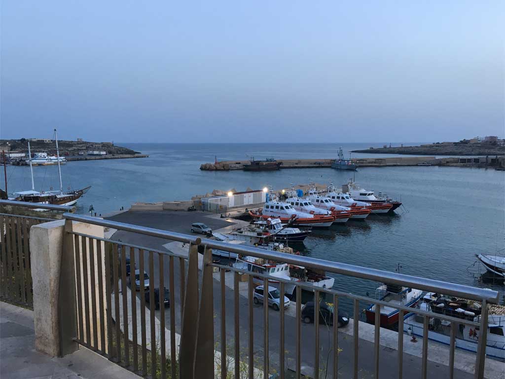Il porto a Lampedusa