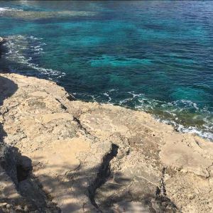 Spiaggia rocciosa Cala Creta